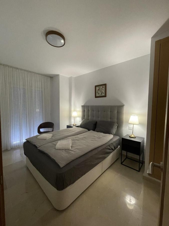 Casa Rosa Nova Apartment Marbella Exterior photo